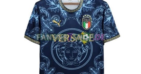 Italien Versace blaues 2022